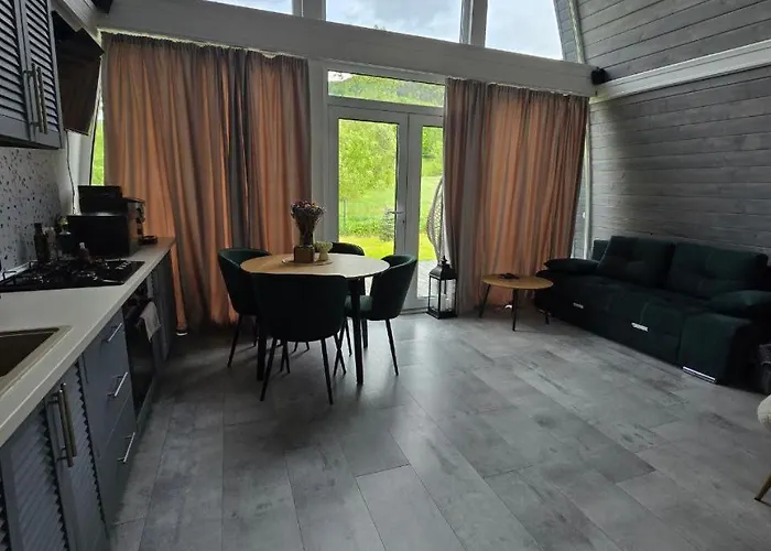 Black Dora Дом отдыха Яремча